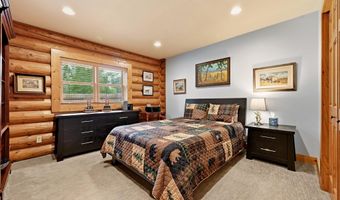 28 Apache Rd, Clearmont, WY 82835