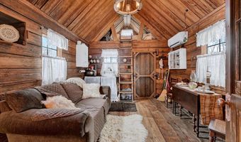 8272 WOODBINE Rd, Airville, PA 17302