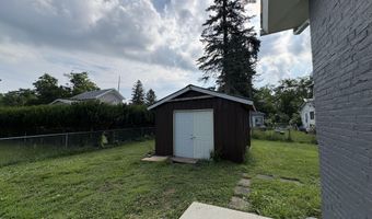 216 W Chestnut St, Albion, MI 49224