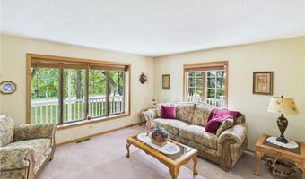 16714 Queens Rd, Avon, MN 56310