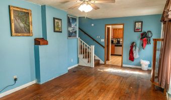 45 Howard St, Austin, IN 47102