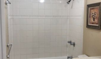 1031 Ala Napunani St 303, Honolulu, HI 96818