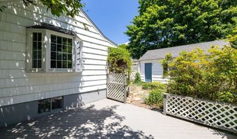 132 Fern Hill Rd, Bristol, CT 06010