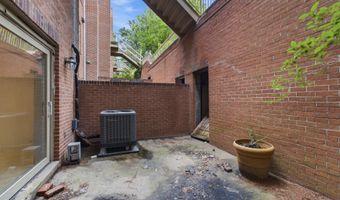 3301 19TH St NW A1, Washington, DC 20010