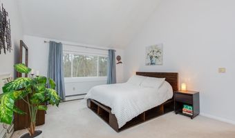 37 Standish Way, Amherst, NH 03031