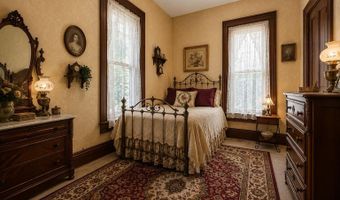 215 N Cedar St, Allegan, MI 49010