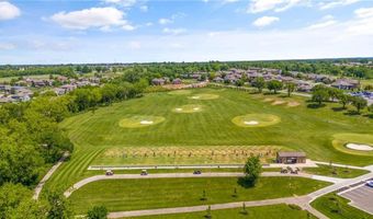 4313 Lakeview Ter, Basehor, KS 66007