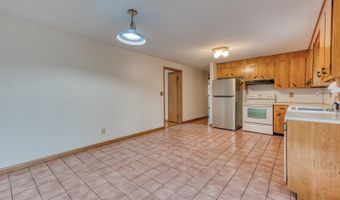 2 Doubleday Rd, Columbia, CT 06237
