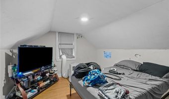 44 West Ave, Pawtucket, RI 02860