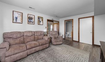 4 HAWKINS Ct, Bear, DE 19701