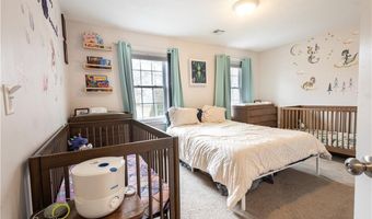 88 Phillip Ave, Cumberland, RI 02864