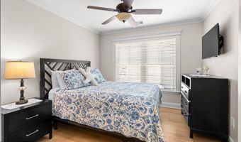 225 4th St, Beach Haven, NJ 08008