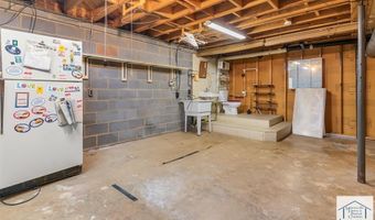 350 Marigold Ln, Ararat, VA 24053