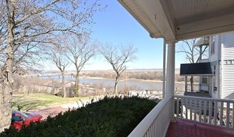 308 R St, Atchison, KS 66002