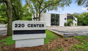220 N WESTMONTE Dr B, Altamonte Springs, FL 32714