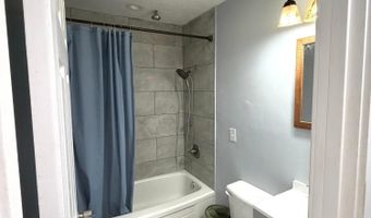 890 Bruckner Rd, Columbus, OH 43207