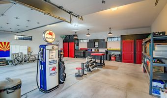 35369 S Pinnacle Pl, Black Canyon City, AZ 85324
