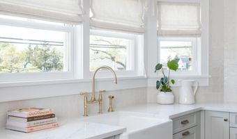 76 Bridge Ave, Bay Head, NJ 08742