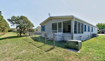 613 Papaya Cir, Barefoot Bay, FL 32976