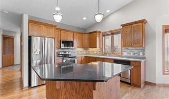 2535 Superior Ln NW, Rochester, MN 55901