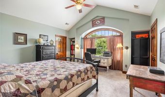 15333 Hillside Dr, Archie, MO 64725