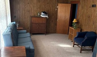 1015 S 6th St, Atchison, KS 66002