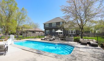 3741 Persimmon Dr, Algonquin, IL 60102