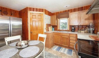 403 S Cherry St, Allison, IA 50602