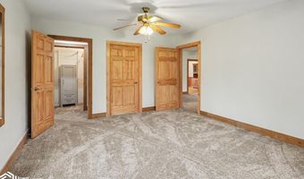 904 6th Ave E, Albia, IA 52531
