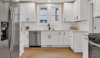 229 Metz Ave, Akron, OH 44303