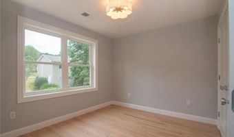 55 Pepper Bush Trl, Narragansett, RI 02874