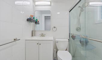 31 Hallron St, Boston, MA 02136