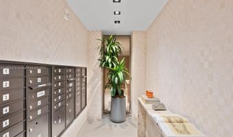 9901 W Bay Harbor Dr 605, Bay Harbor Islands, FL 33154