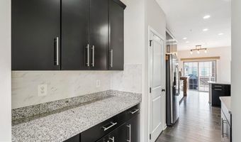 22635 NAUGATUCK Sq, Ashburn, VA 20148