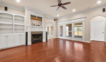 164 Crystal Lake Rd, Austin, AR 72007