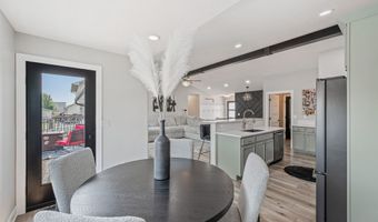 321 32nd St SW, Altoona, IA 50009