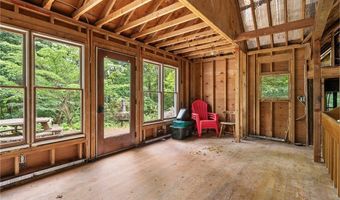 243 Glen Rock Rd, Exeter, RI 02892