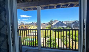 9 Arbeth Rd, Narragansett, RI 02879