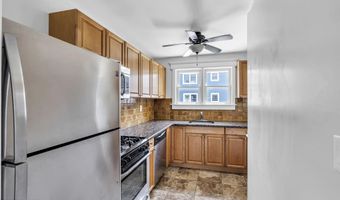 304 Deal Lake Dr 34, Asbury Park, NJ 07712