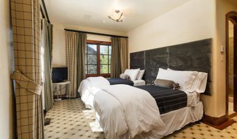 388 Exhibition Ln, Aspen, CO 81611