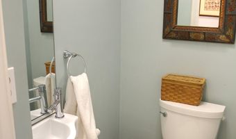 63 S Lake Ave, Albany, NY 12203