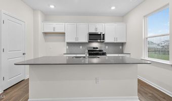 58 Green Laurel Dr, Angier, NC 27501