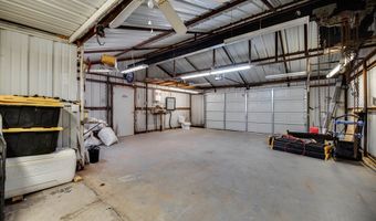 1107 NW 3rd St, Andrews, TX 79714
