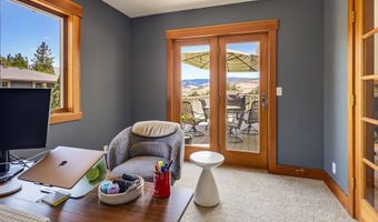 425 Merrill Cir, Ashland, OR 97520