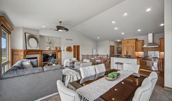 1203 NE 47th St, Ankeny, IA 50021