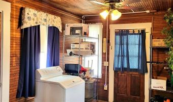 15 Lincoln Ave, Coventry, RI 02816