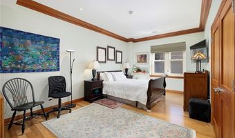 341 Thames St S-104, Bristol, RI 02809