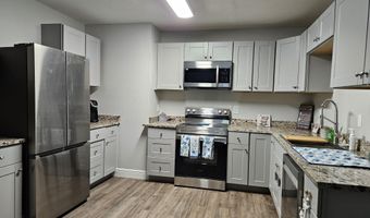 2548 Bryn Mawr Ave, Biloxi, MS 39531