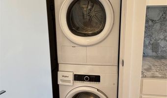 987 Queen St 1917, Honolulu, HI 96814