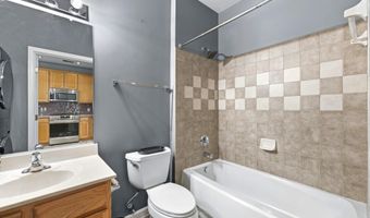 15612 EVERGLADE Ln 404, Bowie, MD 20716